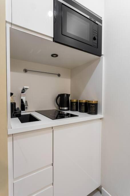 Close-Urban Chic - City Center - Studio Apartment - Plac Konstytucji Varsóvia Exterior foto